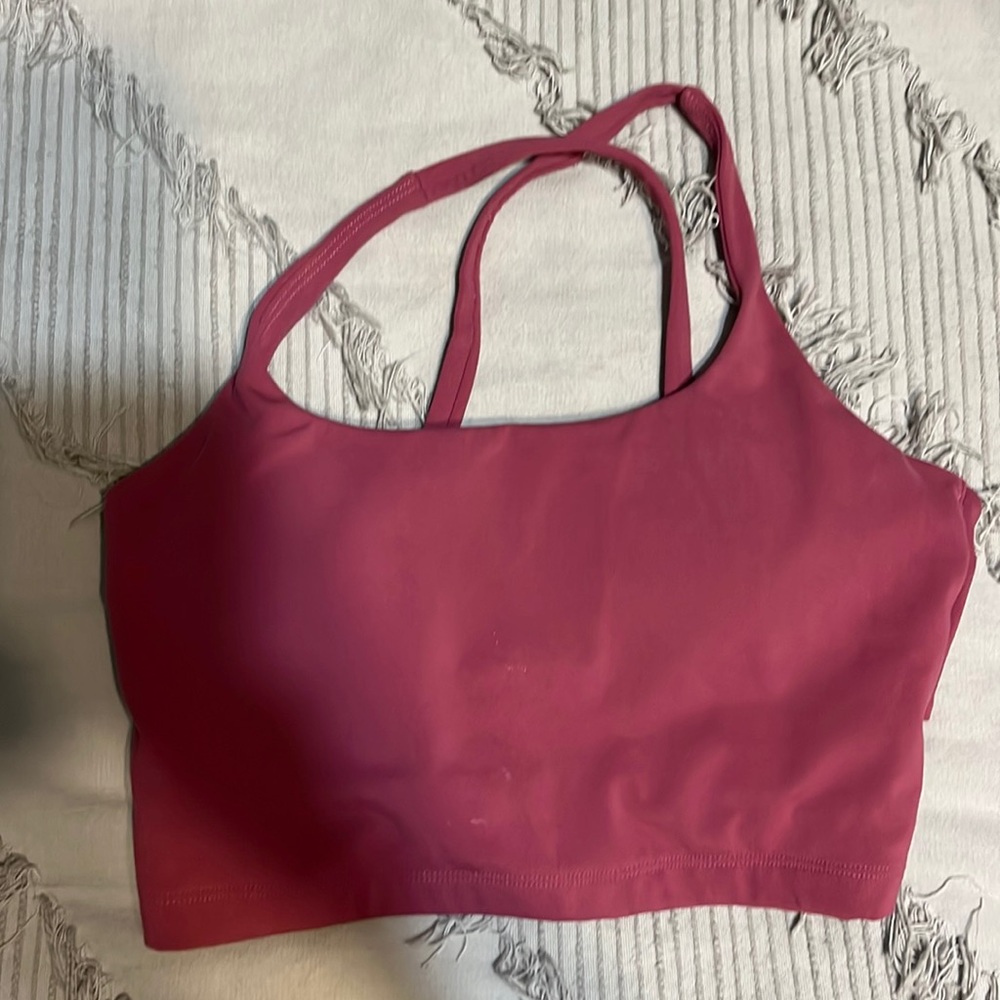 Alphalete Surface Altitude Bra in Candy Apple Size S